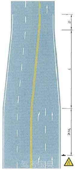 四车行道变为三车行道渐变段标线设置示例